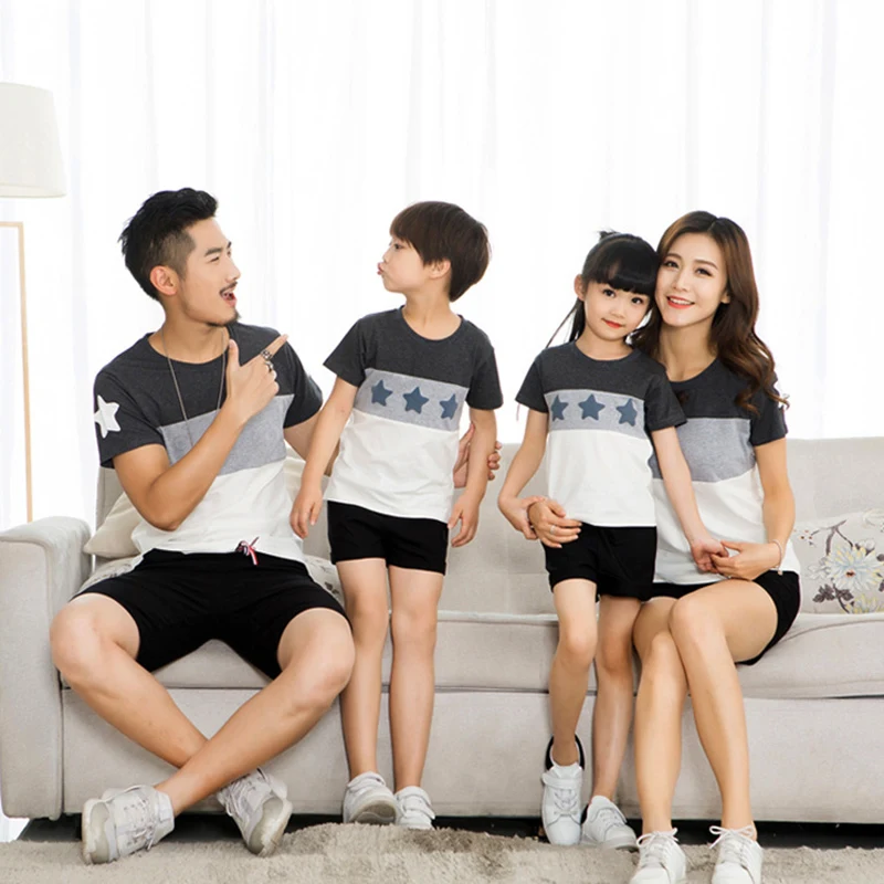 

2019 Family Matching Outfits Father Mother And Daughter Son Clothes Look Cotton Daddy T Shirt Mommy And Me Baby Children Clothes