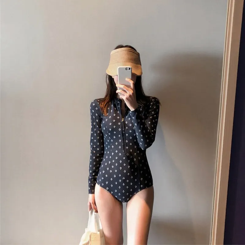 

New swimwear women's Siamese triangle zipper long-sleeved smash-proof belly slim sexy fashion hot spring vacation