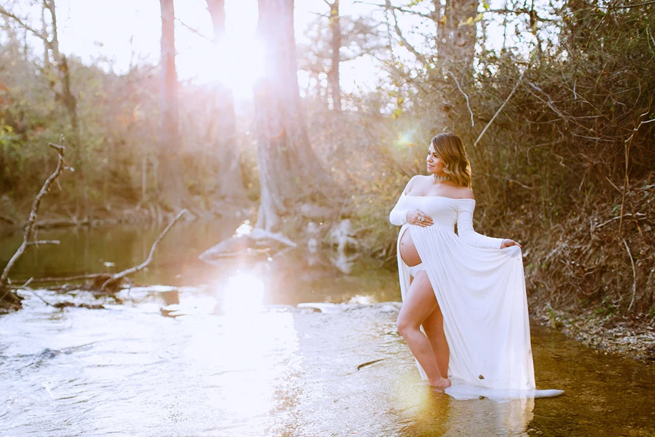 Women Pregnant for Photography (6)