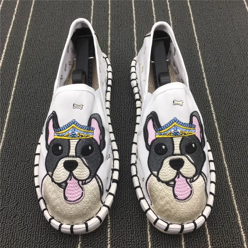 

2019 comfortable white cloth shoes lazy set foot a pedal casual canvas shoes animal pattern tide shoes men fashion novelty
