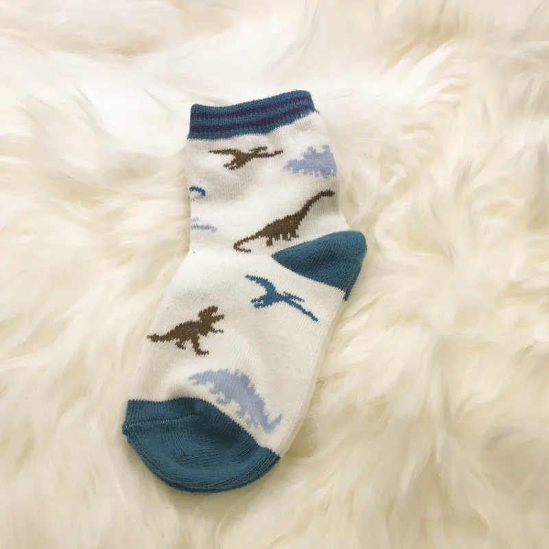Забавные детские носки для мальчиков мультфильм Динозавр носки короткие носки с животными для маленьких мальчиков хлопок, корейский цвет, обувь для мальчиков, теплые милые От 3 до 7 лет