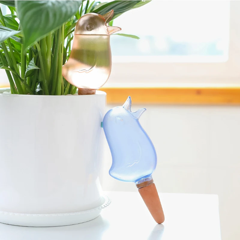

vanzlife Household automatically the flowers of the creative plant pot drip artifact water seepage device on a business trip