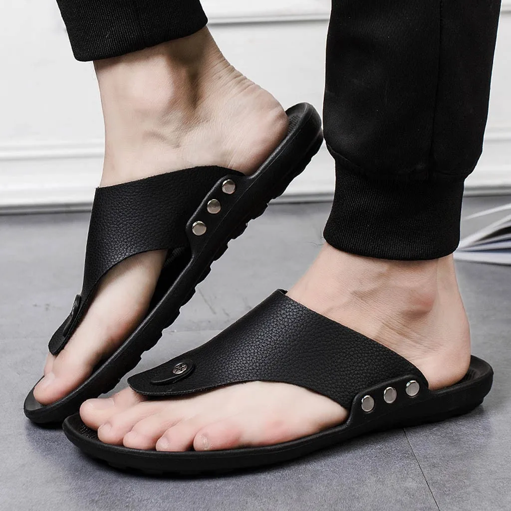 

2019 Summer Men Flip Flop Slipper Comfortable Flat Rome T-Strap Male Slipper Solid PU Leather Men Beach Slipper Flip Flop