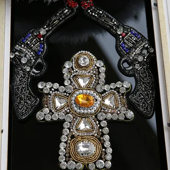 

Punk style Handmade rhinestone Patches for clothes DIY gun or cross medal applique Embroidery flower parches for clothing