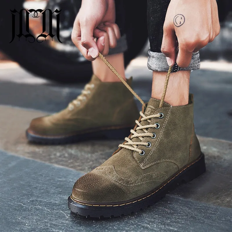Kopen MUMUELI Groen Bruin Zwart Lederen 2018 Designer Casual Hout Land Mannen Schoenen Hoge Top Kwaliteit Mode Platte Merk Werkschoenen 8587