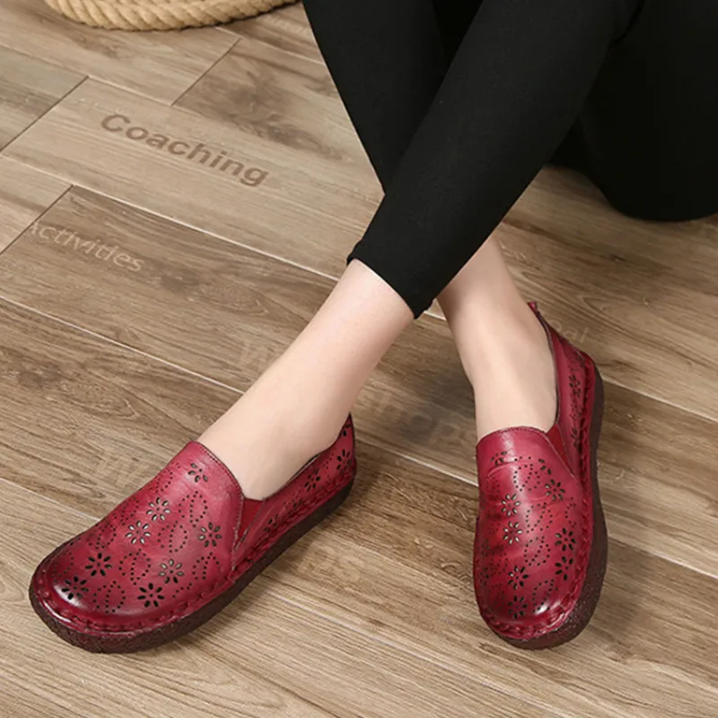 

Women Genuine Leather Flats Embroidery Red Loafers Women Autumn Shoes 2018 Hollow Out Ballat Flats Retro Handmade Leather Shoes