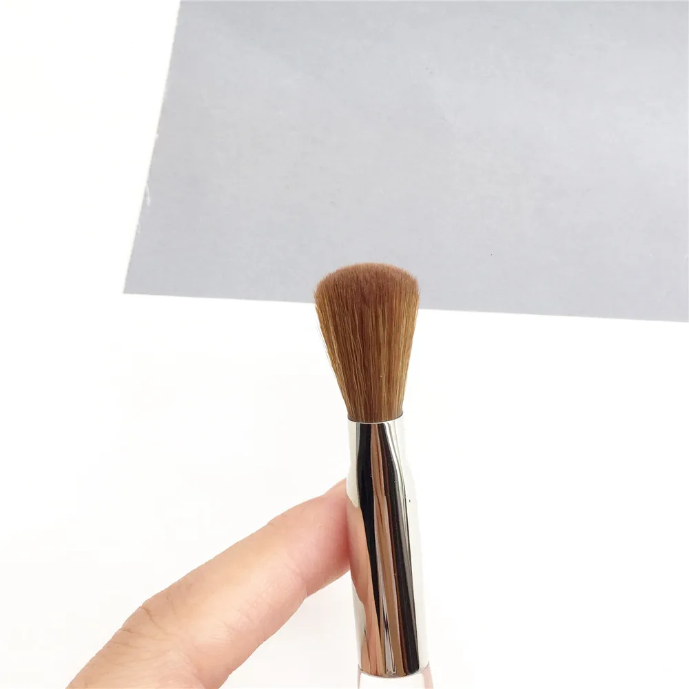Trish McEvoy Foundation Brush 55 Deluxe Blender _ 8