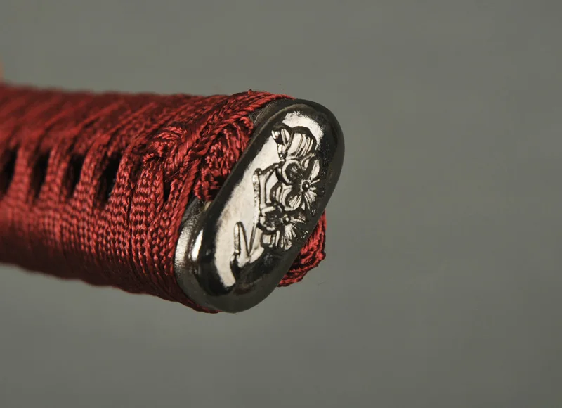 Красивая ручка Tsuka коричневый шелк Ито и имитация черной кожи сплава фучи Кашира