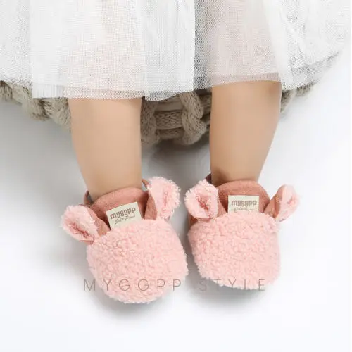 infant crawling shoes