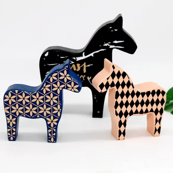 

10pcs Nordic Animal Marble Trojan Horse Zebra Desk Kids Room Home Decoration Modern Wooden Crafts Fairy World Miniature Garden