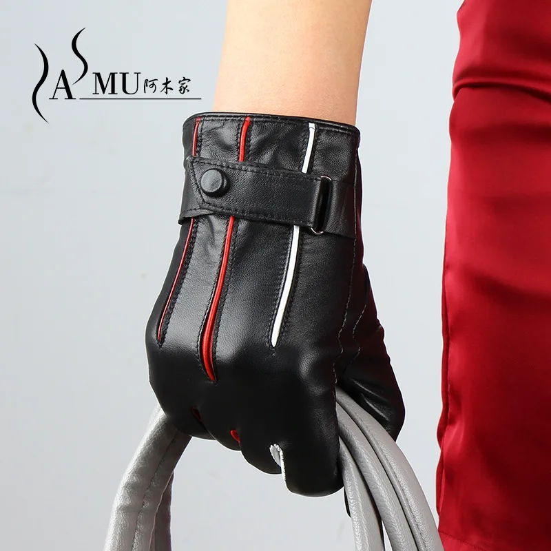 4244495883_1884013942