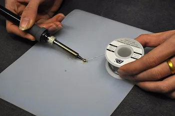 

Heat-Resistant Insulator Maintenance Platform Heat Gun Soldering Insulation Pad Desk Mat for Cell Phone Computer Repairing