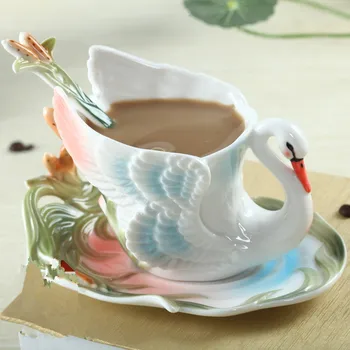 

Swan Coffee Cup Colored enamel porcelain Mug with saucers and teaspoons of holiday Get married creative gift Free shipping