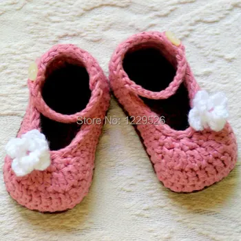 

Baby Shoe Crochet with flower
