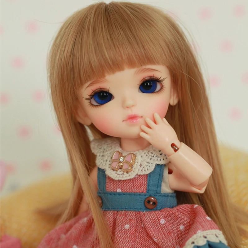 lati doll yellow