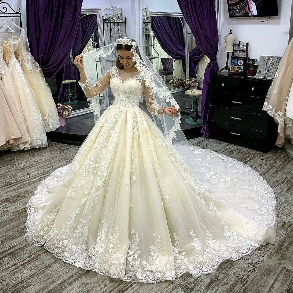 

Vintage Wedding Dress Long Sleeves Wedding Dresses Bridal Ball Gowns Corset Lace Up Long Sleeves Appliques vestido de noiva