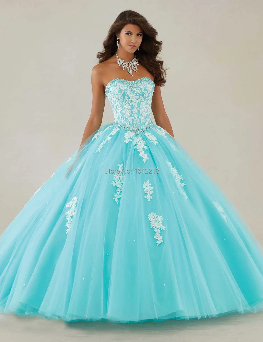 15 dresses boutique