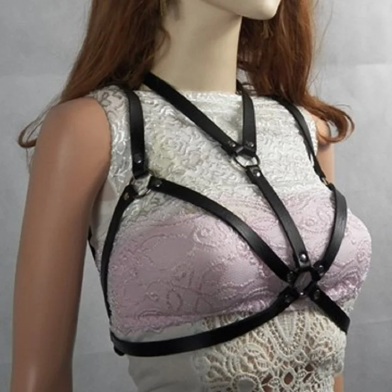 

Women Sexy Leather Harness Fashion Stud Punk Handmade Body Bondage rivet O-round Waist Belt chest belt Goth Bra free shipping
