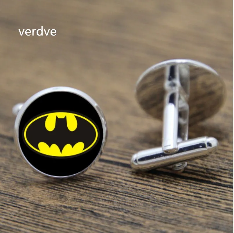 

VERDVE New Superhero Justice League Batman The Flash Green Lantern cuff links sleeve button cuff links for men