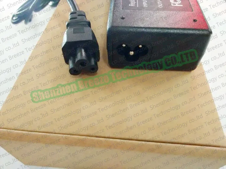 19V4.74A0713A1990 PA-1900-52LC90W 