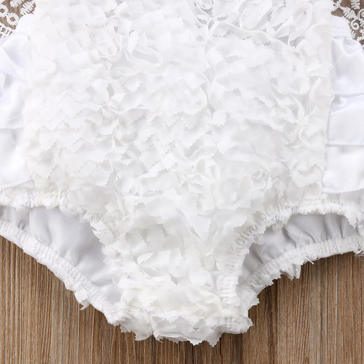 Комбинезон Emmababy с коротким рукавом и оборками для новорожденных девочек Белое
