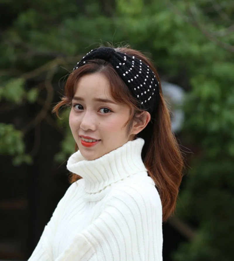 

1PC New Winter Warmer Ear Knitted Headband Bow Rhinestone Headwear For Women Girls European Solid Turban Hair Band Head Wrap