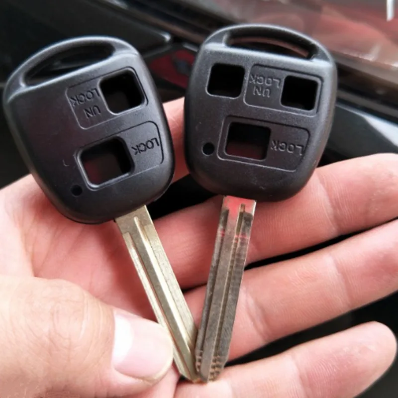 

DAKATU 2/3 Button Remote Car Key Shell With TOY43 Blade For Toyota Camry RAV4LAND CRUISER PRADO Remote Shell with LOGO