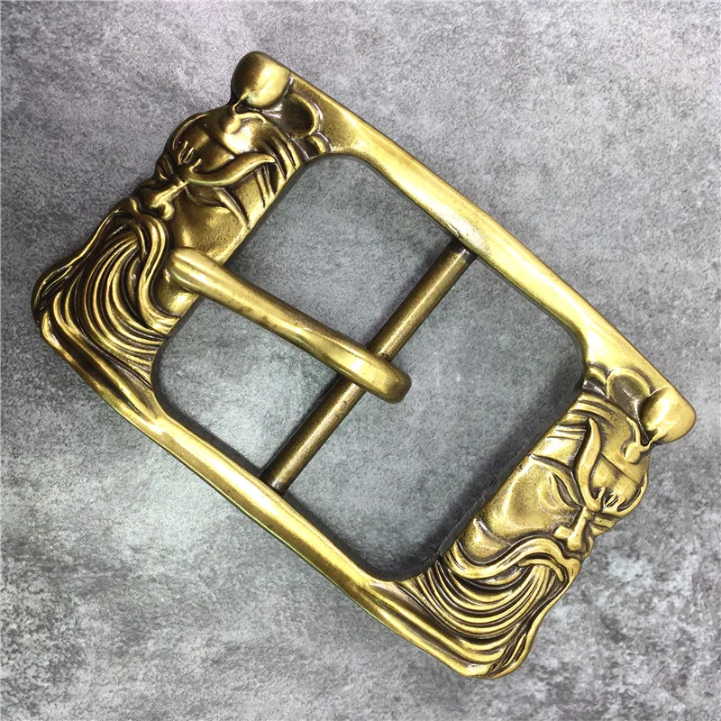 Classical Guan Yu Buckle (4)