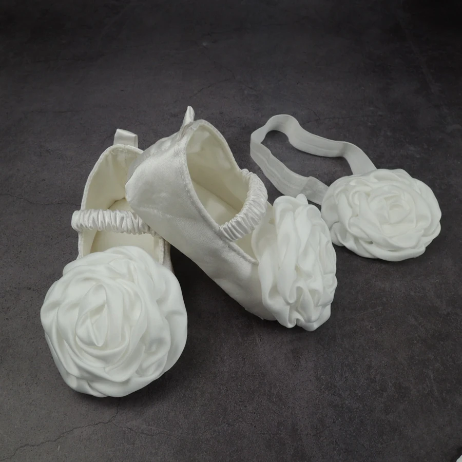 Обувь для маленьких девочек Крещение цветок крестины кроватки обувь белые ботиночки для крещения обувь для новорожденных девочек BB31