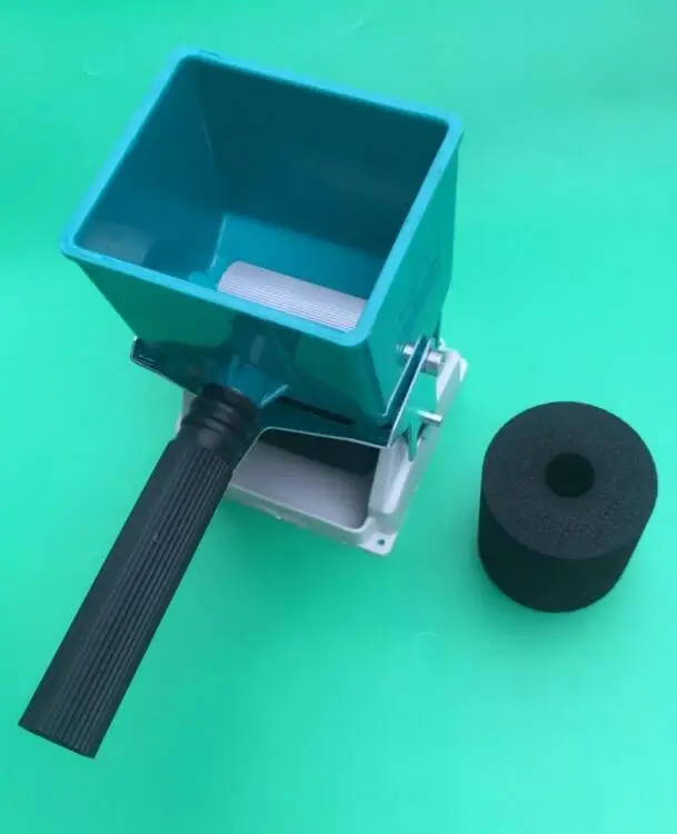 SH RONGXING Handheld Glue Trough Roller Applicator with Stand Manual
