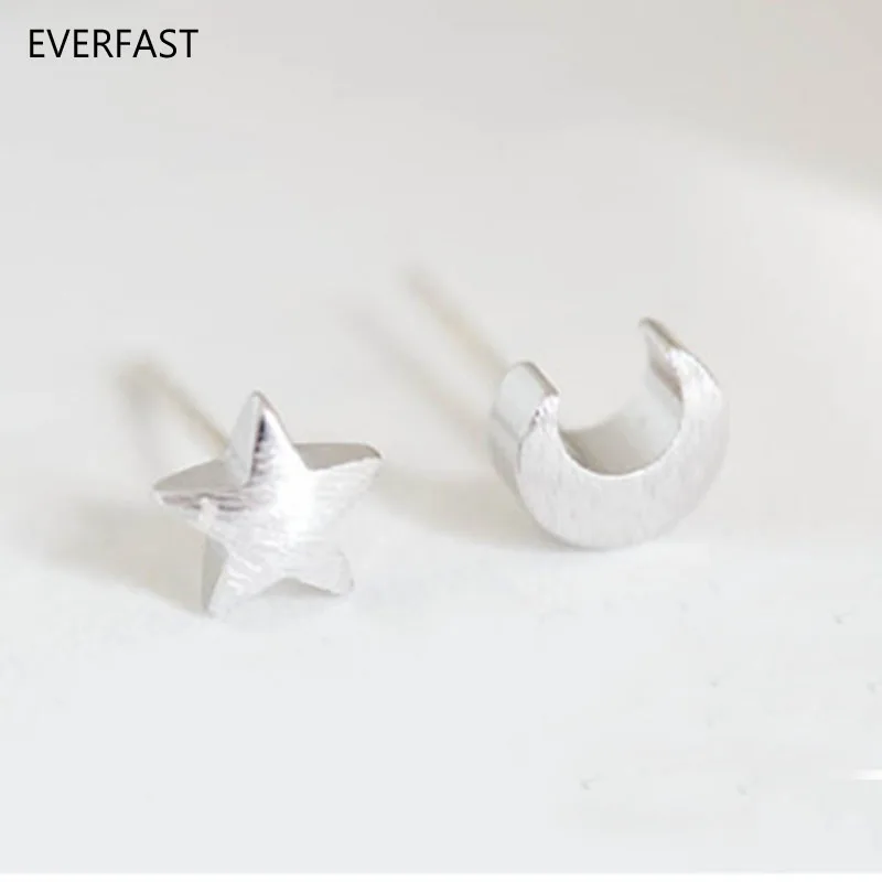 moon and star earring