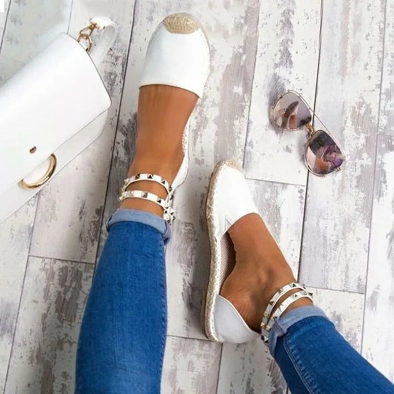 

Women Sandals Fashion Peep Toe Summer Shoes Woman Faux Suede Flat Sandals Ladies Rivet Gladiator Casual Beach Women Beach Shoes