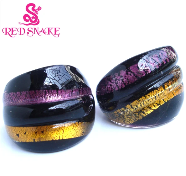 

RED SNAKE Fashion Ring Handmade Purple Yellow Black with foil Murano Glass Ring