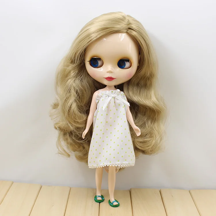 

curly long brown hair no bangs white Skin side cut nude doll 260BL3227