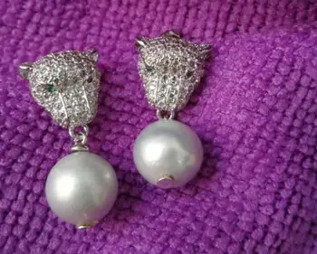 

charming 11-12mm south sea round grey pearl earring