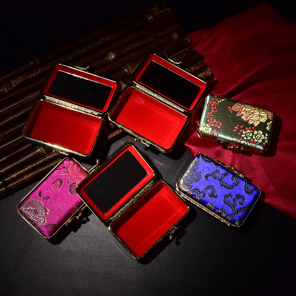 1Pcs Embroidered Flower Design Lipstick Makeup Bag Lipstick Case Box