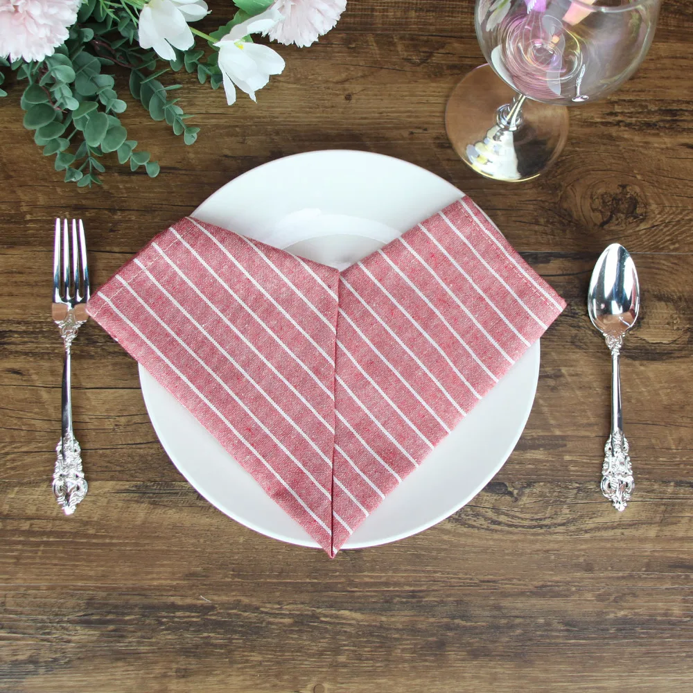 Display_Napkins_002_Red
