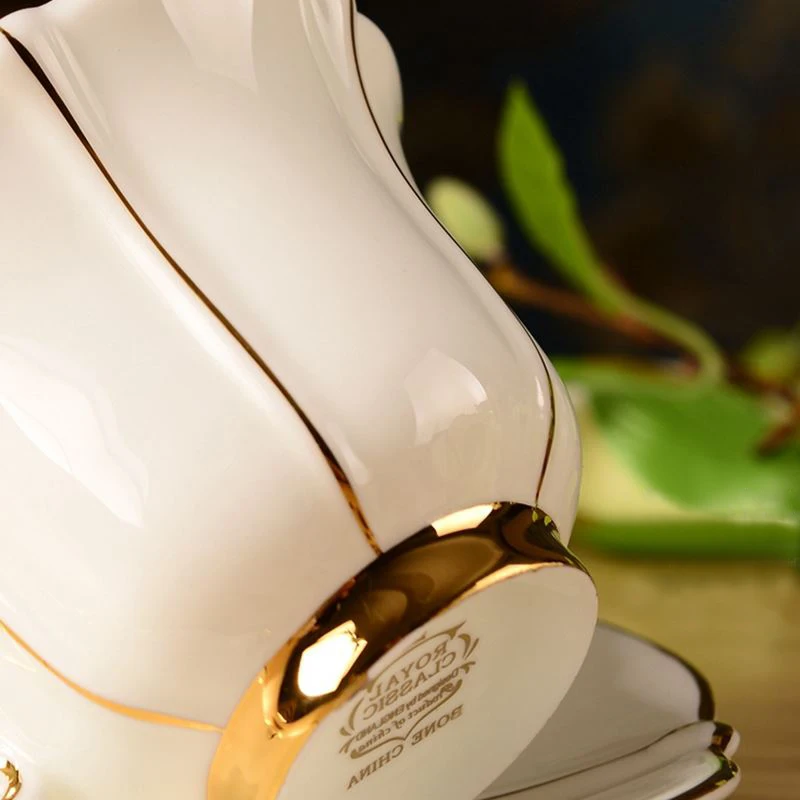 European Style Bone China Coffee Tea Cup And Saucer Spoon Set Ceramic Mug 200ml Elegant Porcelain Tea Cup Set Fancy Gift 2 (1)