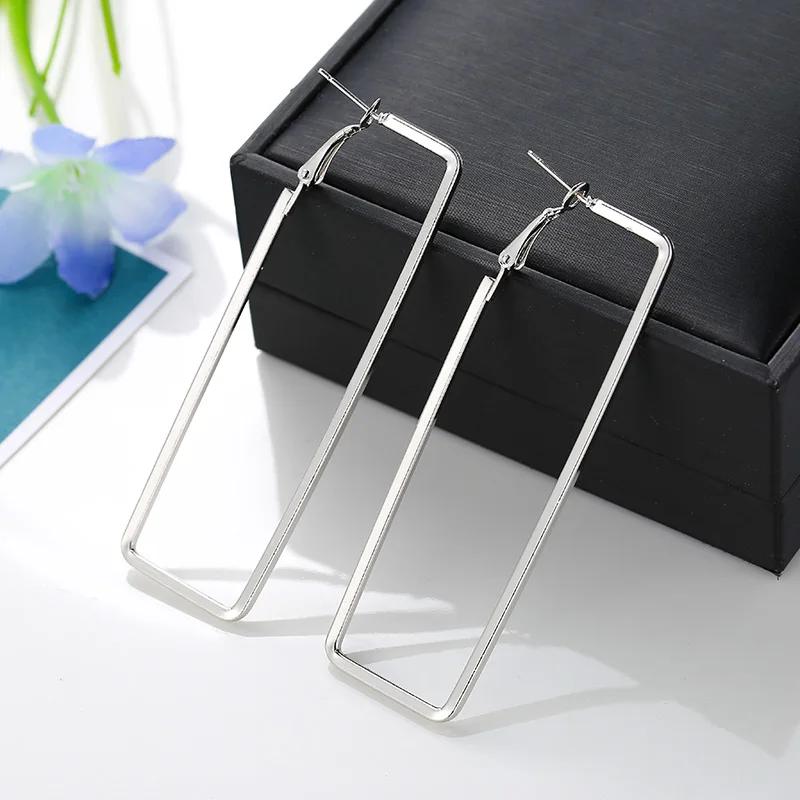 

2018 Fashion Women's Metal Square Geometric Earrings For Women Simple Jewelry Ladies Gold Silver Oversize Hoop Earring Brincos