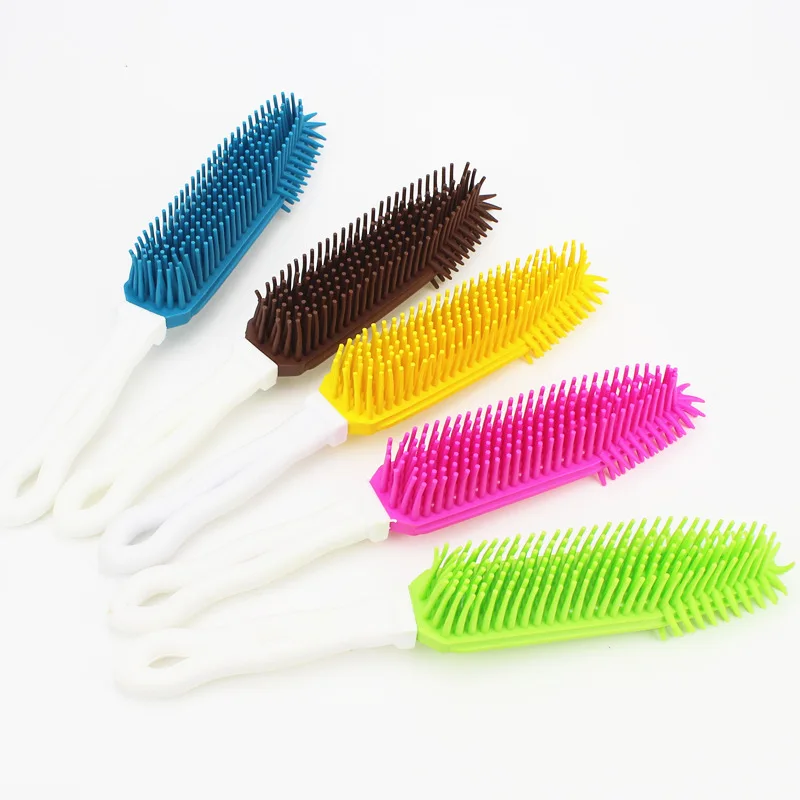 Colorful and comfortable Long Handled Pet Dog Bath Brush Cat Puppy Hair
