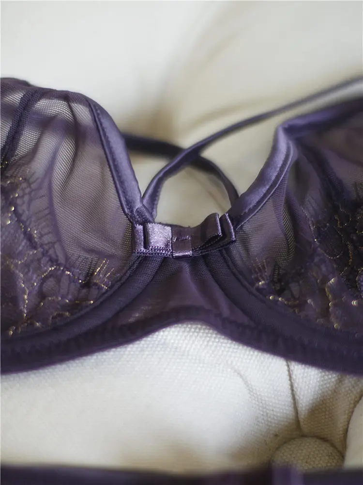 Sexy Mousse Red embroidery flower elegant underwear big size bra and Panty set lace set satin lingerie For Women Cup 32-38B C D