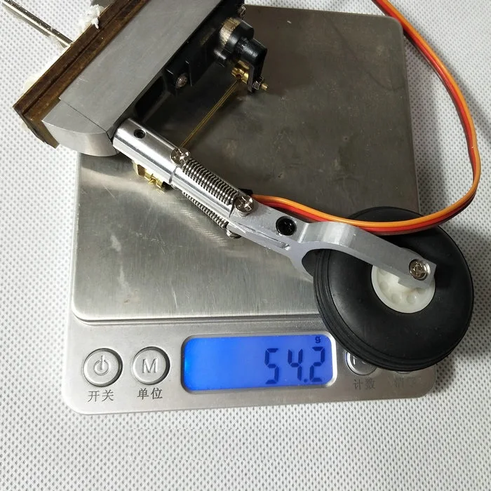 diy-steerable-nose-landing-gear-single-wheel-5