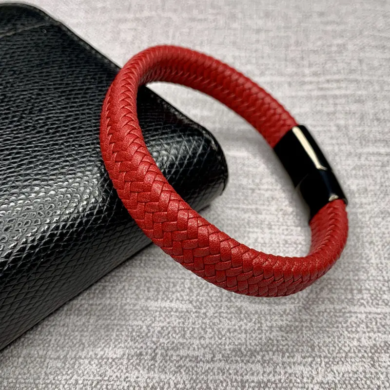 Винтажные мужские ювелирные изделия, красный плетеный кожаный браслет с черной магнитной пряжкой, браслеты в стиле панк, мужские наручные браслеты, E-RED