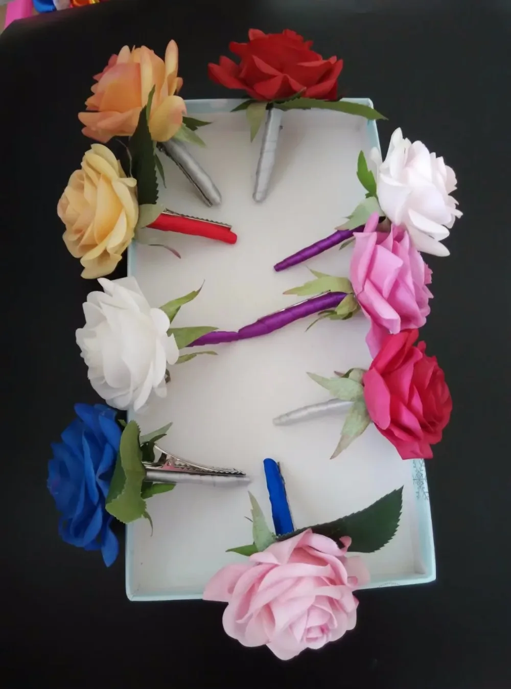 groom bestmen pink rose