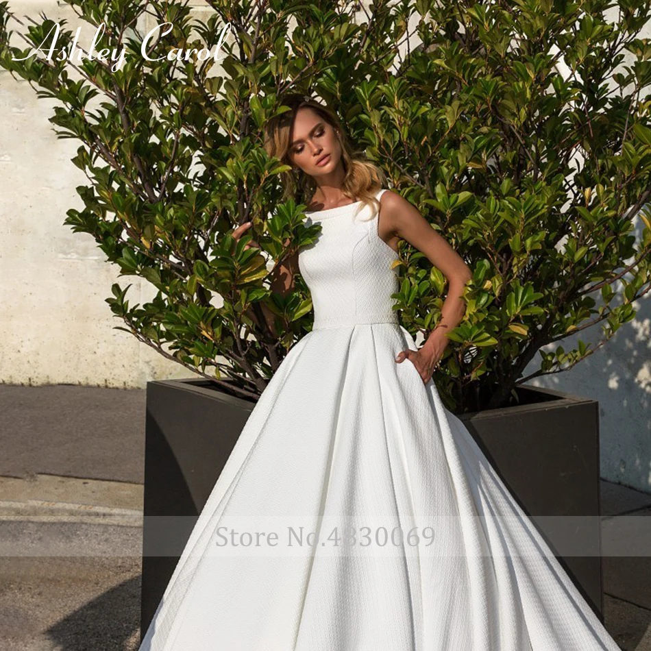 Ashley Carol Graceful Scoop Satin Sexy Backless Wedding Dress Vintage Court Train Simple Wedding Gowns Vestido De Novia