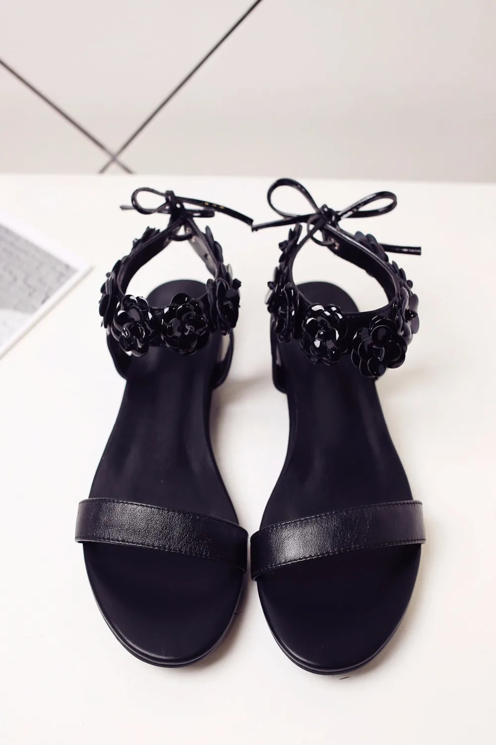 WOMEN SANDAL10