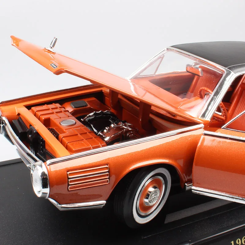 1:18 дорожный знак большой классический 1963 Chrysler турбина автомобиль литой Ghia концепция автомобиля весы модели автомобилей Миниатюрная игрушка