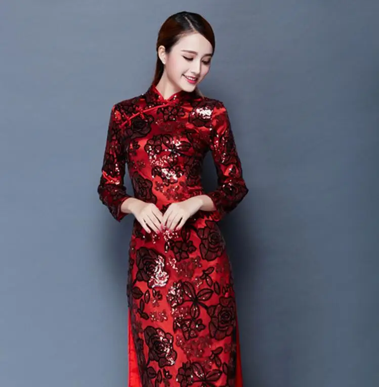 

The spring wind Chinese cheongsam elegant / sexy evening with sequins / Banquet Silk Satin Embroidery Cheongsam