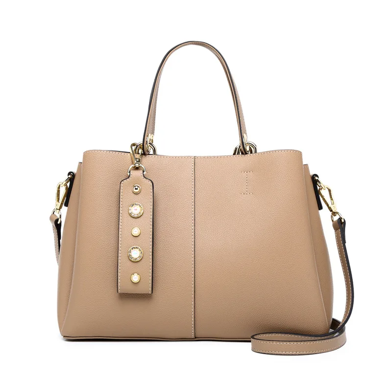 Bags Women 2019 new Lai Chi pattern leather women bag European and American style cowhide a hundred riding single-shoulder Bags Women 2019 new Lai Chi pattern leather women bag European and American style cowhide a hundred riding single-shoulder