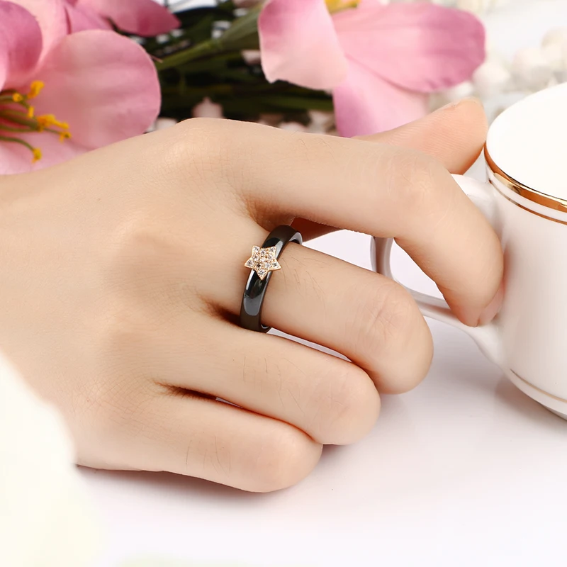 TUHE Новое керамическое кольцо с кристаллами и звездами цвета розового золота с 4 мм широкими керамическими кольцами черно-белые кольца для женщин модные ювелирные изделия подарки